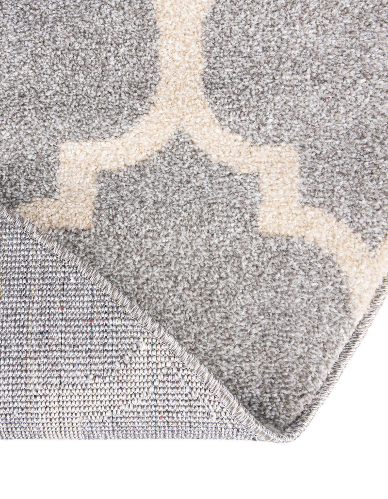Lattice Gardens Collection Area Rug - Bloomfield (Light Gray) Round Light Gray lifestyle 68