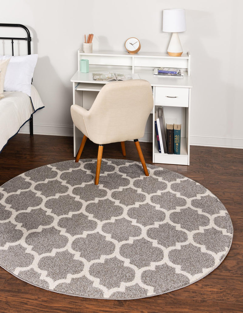 Lattice Gardens Collection Area Rug - Bloomfield (Dark Gray) Round Dark Gray lifestyle 18