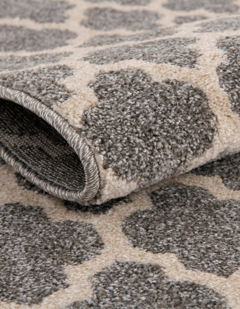Lattice Gardens Collection Area Rug - Bloomfield (Dark Gray) Round Dark Gray lifestyle 34