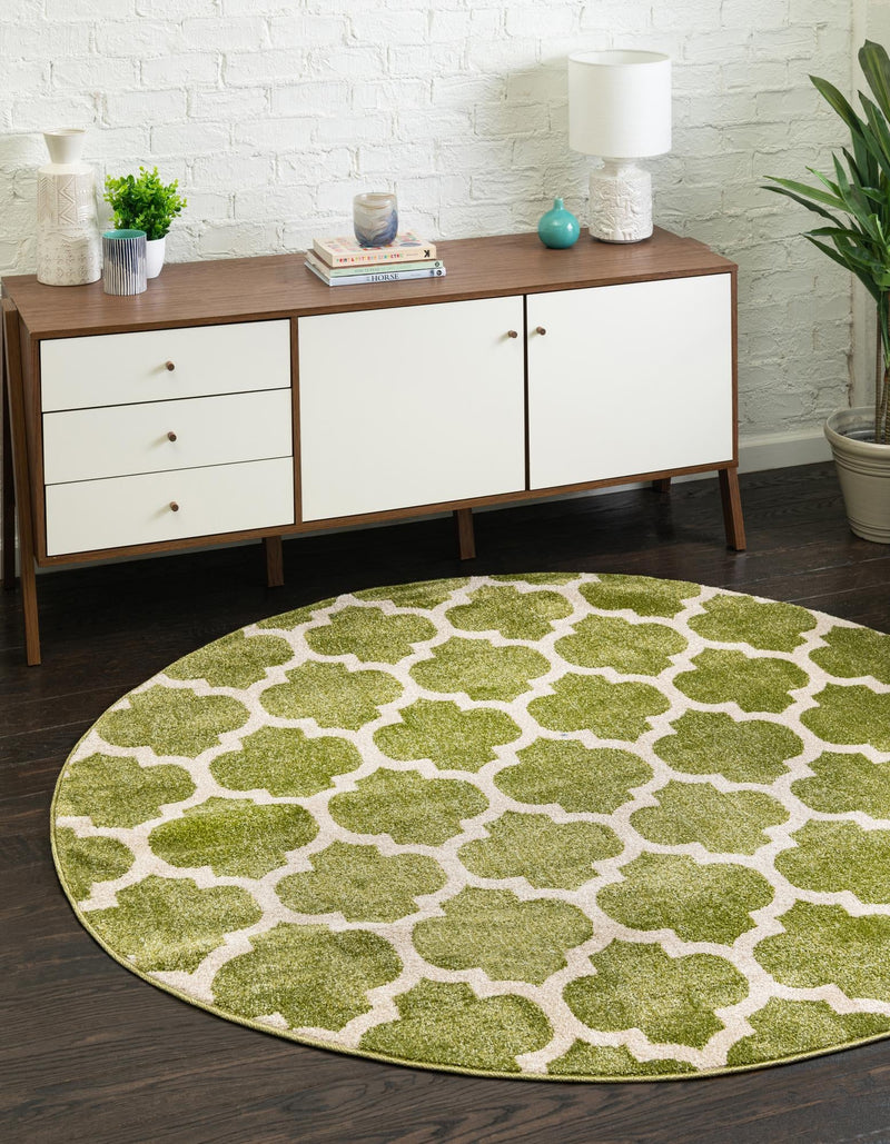 Lattice Gardens Collection Area Rug - Bloomfield (Light Green) Round Light Green lifestyle 18