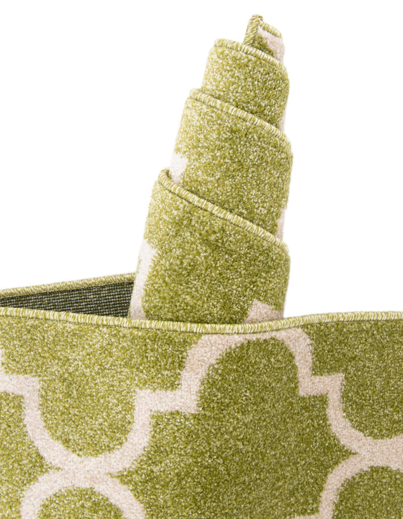 Lattice Gardens Collection Area Rug - Bloomfield (Light Green) Round Light Green lifestyle 65