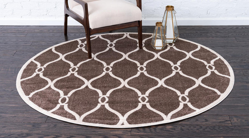 Lattice Gardens Collection Area Rug - Vinehaven Round Brown lifestyle 36