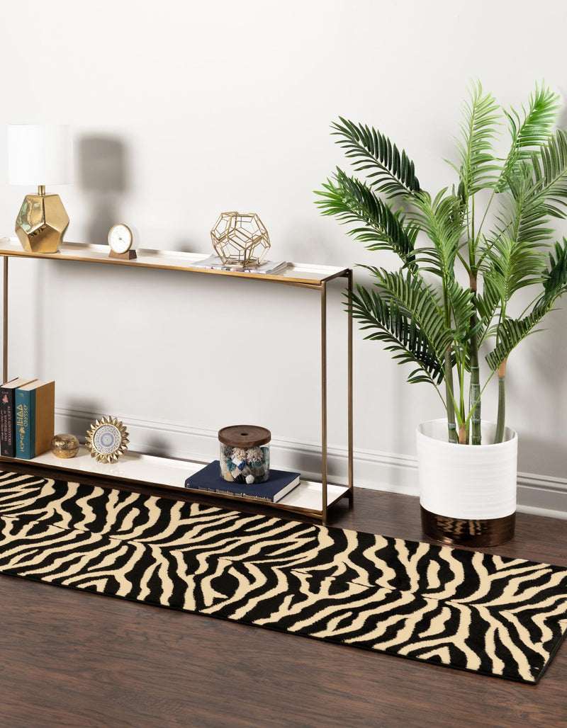 Savannah Sojourn Collection Area Rug - Kilimanjaro Runner Black lifestyle 45
