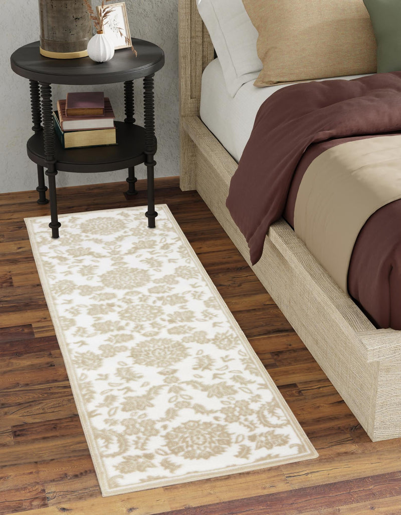 Andes Summit Collection Area Rug - Chimborazo Runner White Brown lifestyle 47