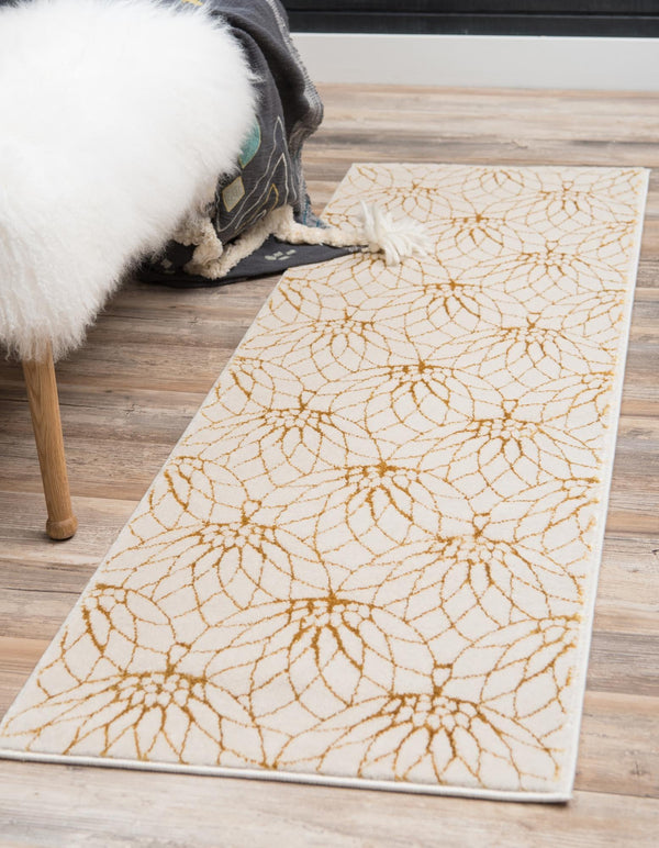 Hollywood Luxe Collection Area Rug - Rodeo Runner White Gold lifestyle 60