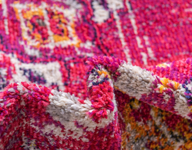 Brighton Terrace Collection Area Rug - Hove (Magenta) Round Magenta lifestyle 33