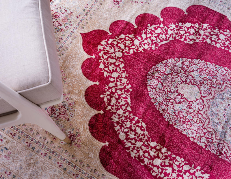 Persian Silk Elegance Collection Area Rug - Kashan Rectangle Red lifestyle 9