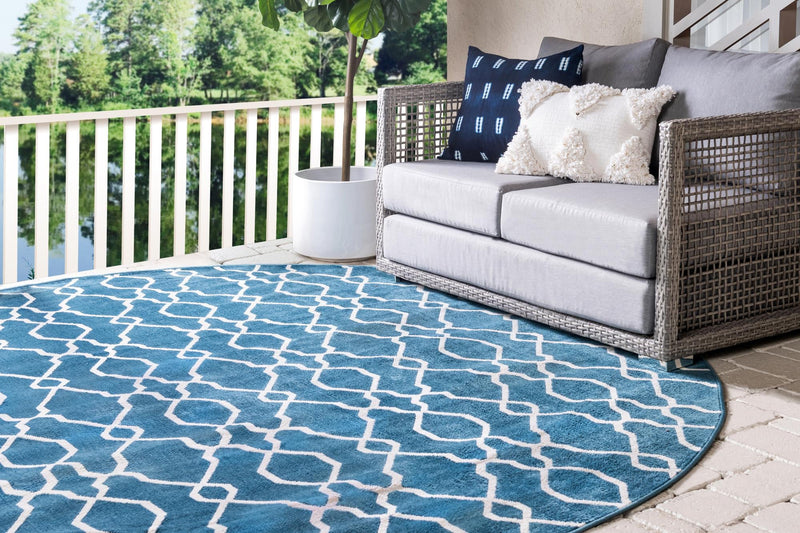 Patio Paradise Collection Area Rug - Lagoon Round Blue lifestyle 27