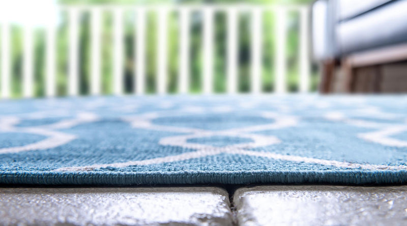 Patio Paradise Collection Area Rug - Lagoon Round Blue lifestyle 29