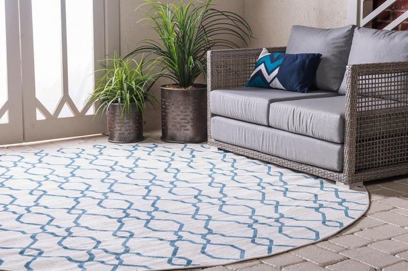 Patio Paradise Collection Area Rug - Lagoon Round Cream lifestyle 62