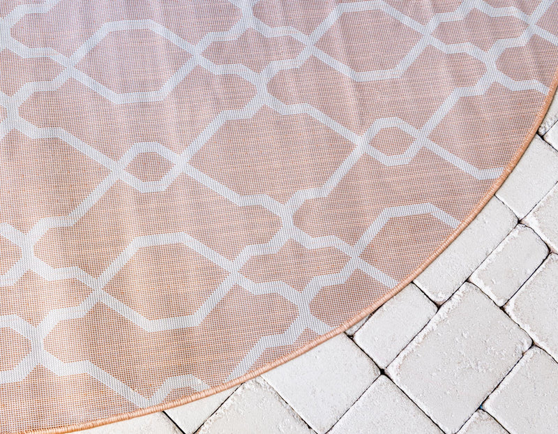 Patio Paradise Collection Area Rug - Lagoon Round Peach lifestyle 73