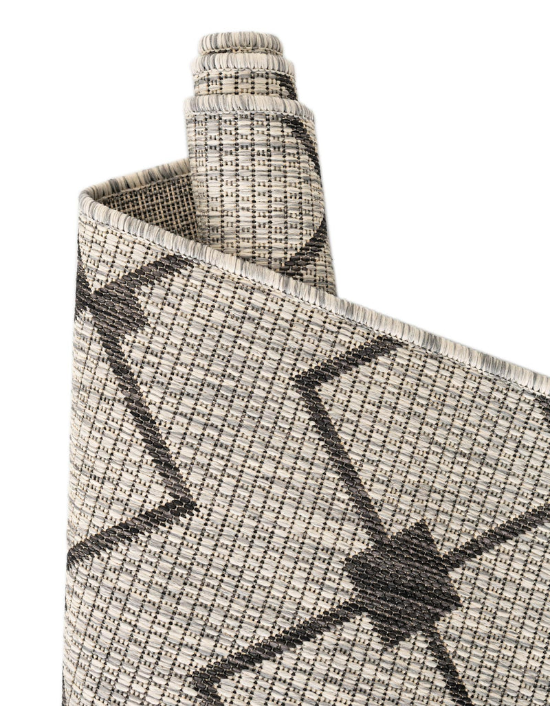 Garden Lattice Oasis Collection Area Rug - Pergola (Gray) Rectangle Gray lifestyle 18