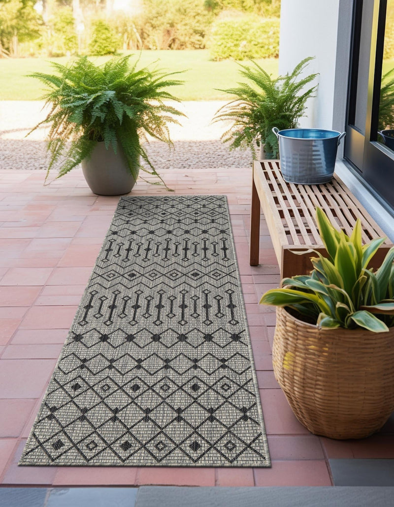 Garden Lattice Oasis Collection Area Rug - Pergola (Gray) Runner Gray lifestyle 0