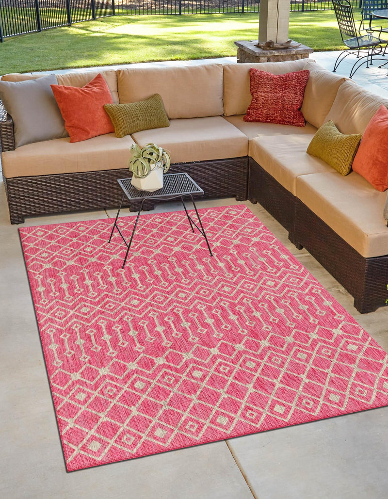 Garden Lattice Oasis Collection Area Rug - Pergola (Fuschia) Rectangle Fuschia lifestyle 0