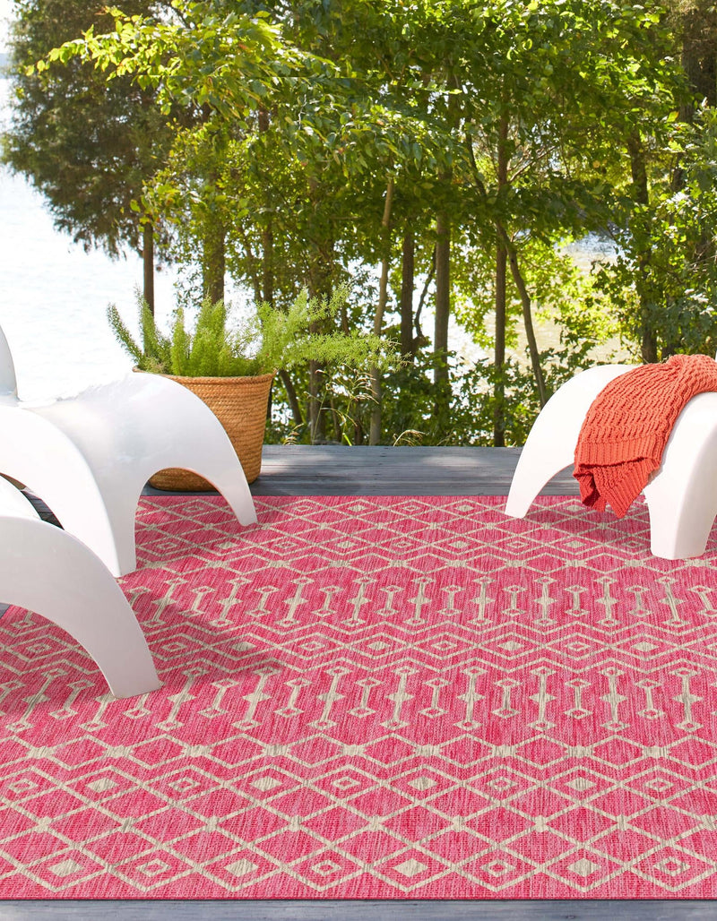 Garden Lattice Oasis Collection Area Rug - Pergola (Fuschia) Rectangle Fuschia lifestyle 22