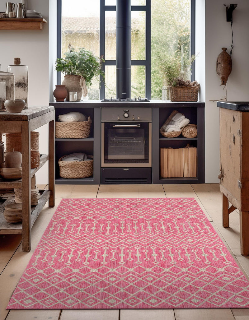 Garden Lattice Oasis Collection Area Rug - Pergola (Fuschia) Rectangle Fuschia lifestyle 25