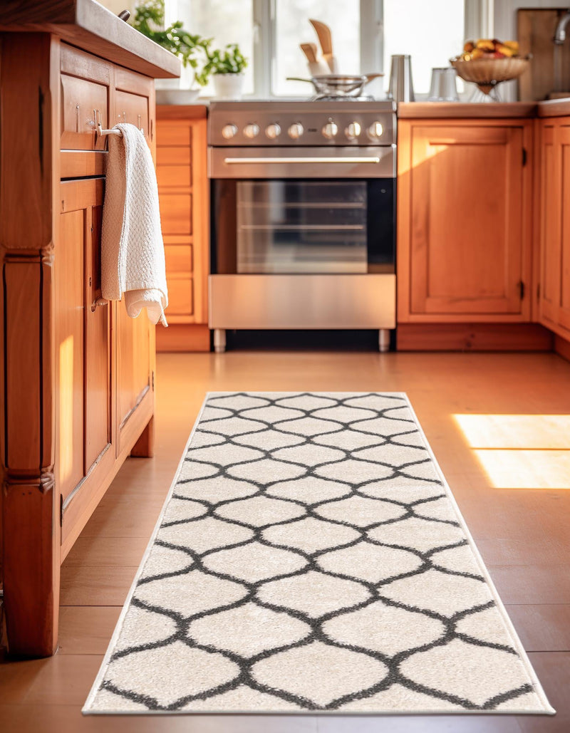 Lattice Garden Collection Area Rug - Pergolatown (Ivory) Runner Ivory lifestyle 5