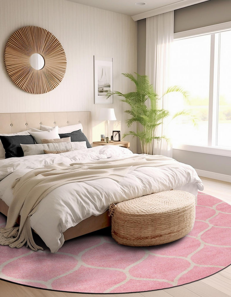 Lattice Garden Collection Area Rug - Pergolatown (Light Pink) Round Light Pink lifestyle 61