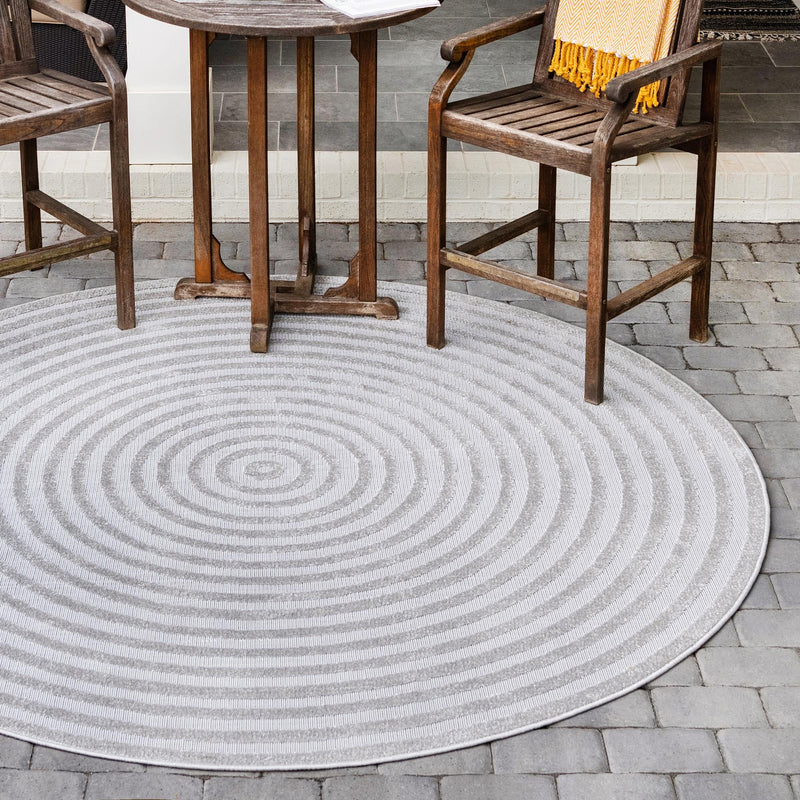 Catalina Cove Outdoor Collection Area Rug - Avalon Round Gray lifestyle 81