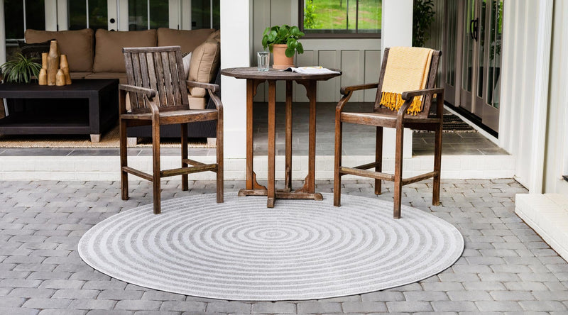 Catalina Cove Outdoor Collection Area Rug - Avalon Round Gray lifestyle 105