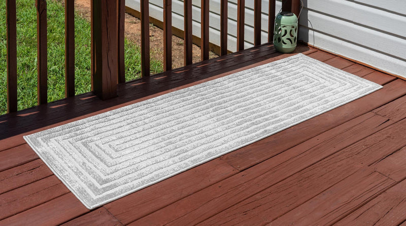 Catalina Cove Outdoor Collection Area Rug - Avalon Runner Gray lifestyle 94