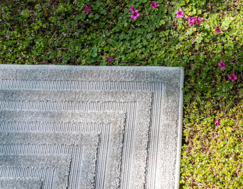 Catalina Cove Outdoor Collection Area Rug - Avalon Runner Gray lifestyle 135