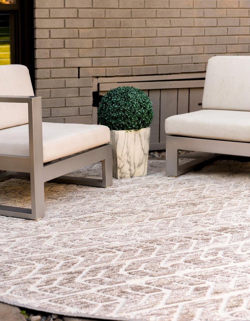 Catalina Cove Outdoor Collection Area Rug - Newport Round Beige lifestyle 64