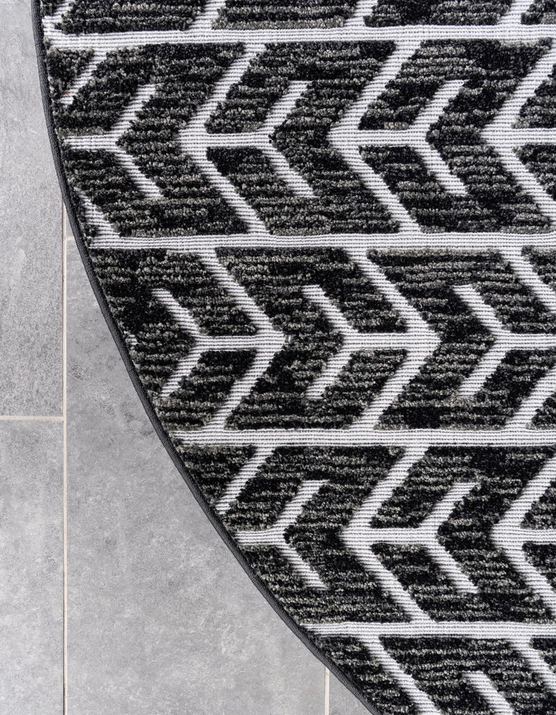 Catalina Cove Outdoor Collection Area Rug - Newport Round Black lifestyle 75