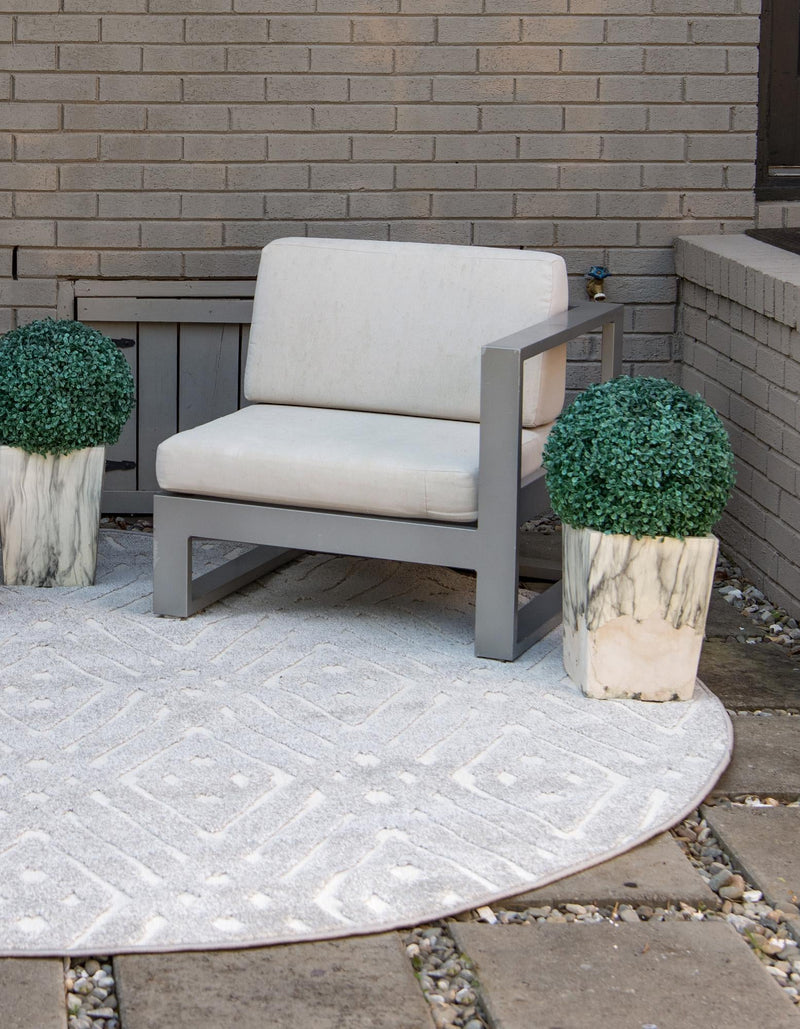 Catalina Cove Outdoor Collection Area Rug - Laguna Round Gray lifestyle 57