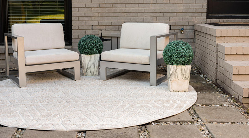 Catalina Cove Outdoor Collection Area Rug - Laguna Round Beige lifestyle 51