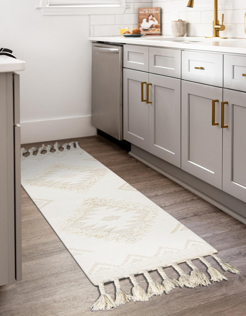 Sedona Sands Collection Area Rug - Canyon Runner Ivory lifestyle 96
