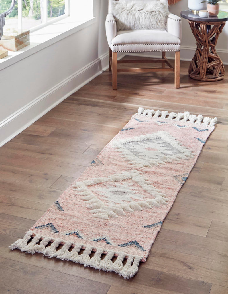 Sedona Sands Collection Area Rug - Canyon Runner Pink lifestyle 124