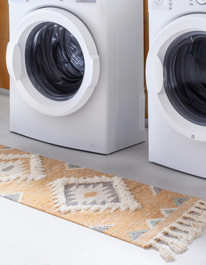 Sedona Sands Collection Area Rug - Canyon Runner Gold lifestyle 155