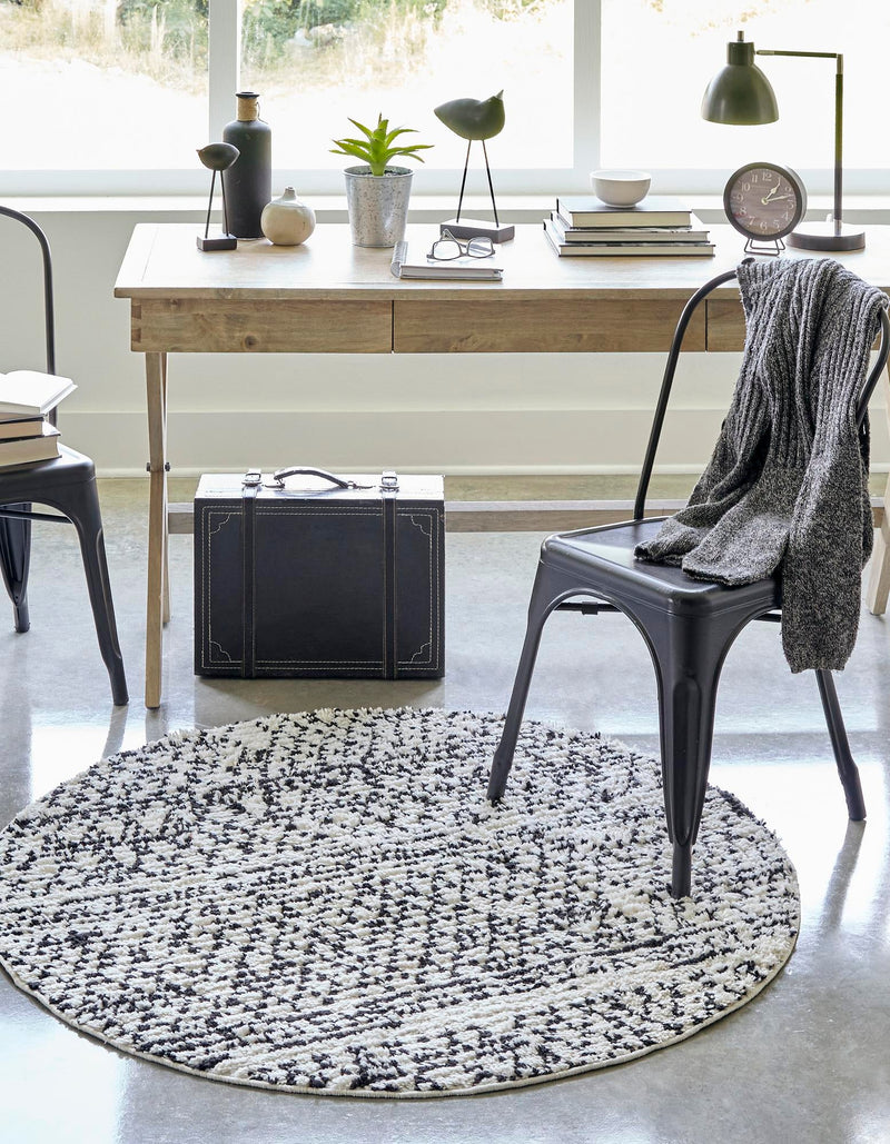 Tangier Treasures Collection Area Rug - Marrakech Round Ivory lifestyle 51