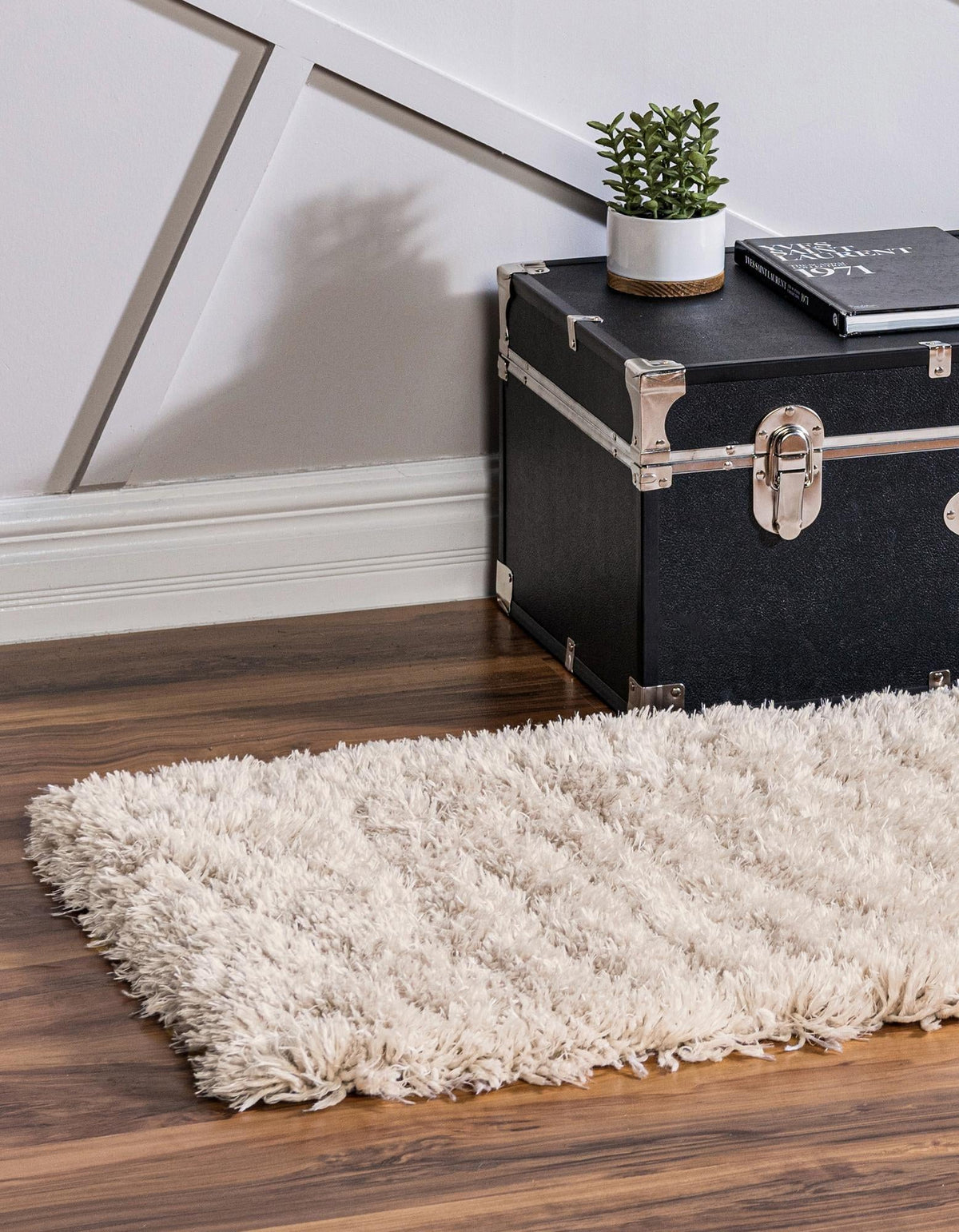 Eternal Plush Oasis Collection Area Rug - Tranquility (Linen) Runner Linen lifestyle 45
