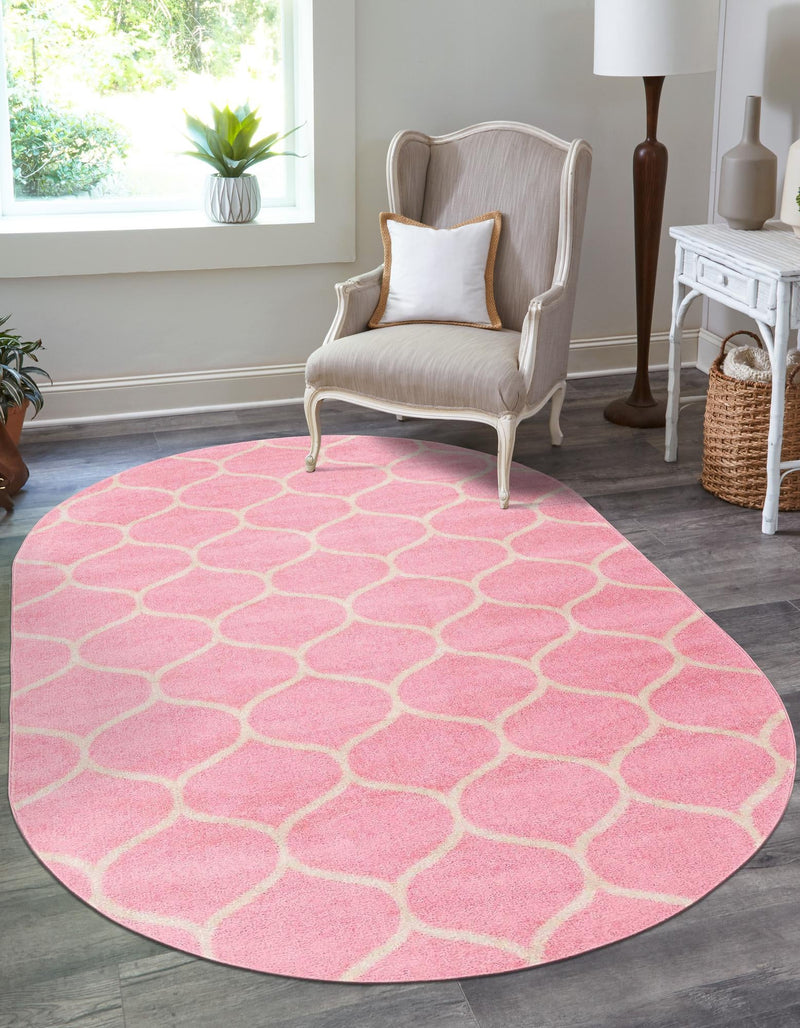Lattice Garden Collection Area Rug - Pergolatown (Light Pink) Oval Light Pink lifestyle 0