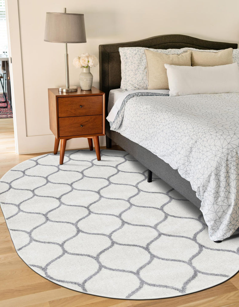 Lattice Garden Collection Area Rug - Pergolatown (Ivory) Oval Ivory lifestyle 10