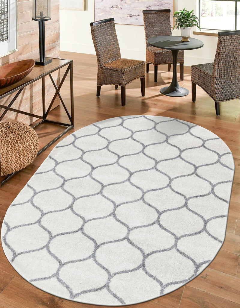 Lattice Garden Collection Area Rug - Pergolatown (Ivory) Oval Ivory lifestyle 13
