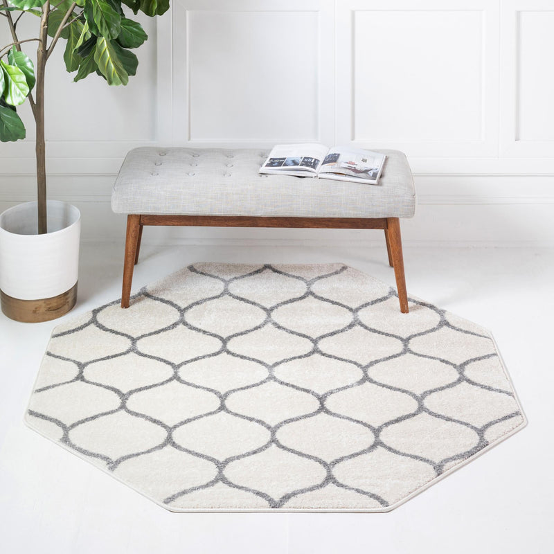 Lattice Garden Collection Area Rug - Pergolatown (Ivory) Octagon Ivory lifestyle 0