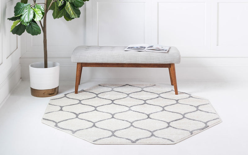 Lattice Garden Collection Area Rug - Pergolatown (Ivory) Octagon Ivory lifestyle 3