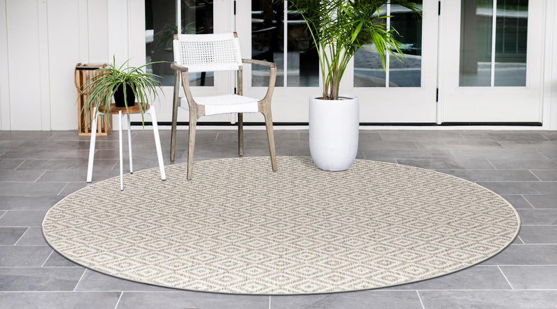 Urban Oasis Rugs Collection Area Rug - Rooftop (Light Gray) Round Light Gray lifestyle 3