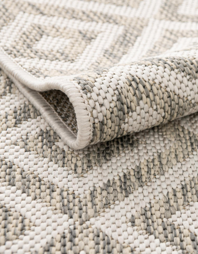 Urban Oasis Rugs Collection Area Rug - Rooftop (Light Gray) Round Light Gray lifestyle 7