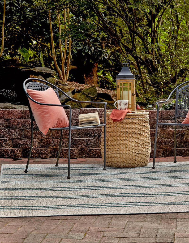 Urban Oasis Rugs Collection Area Rug - District (Light Gray) Square Light Gray lifestyle 2