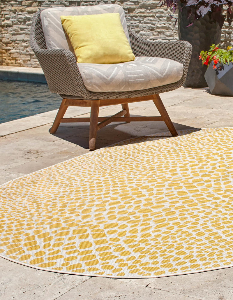 Urban Oasis Rugs Collection Area Rug - Terrace (Yellow Ivory) Oval Yellow Ivory lifestyle 2