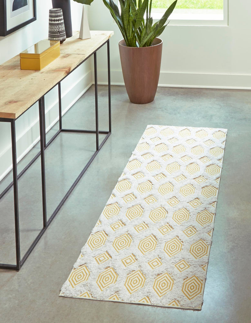 Marbella Meadows Collection Area Rug - Sierra Runner Yellow lifestyle 72