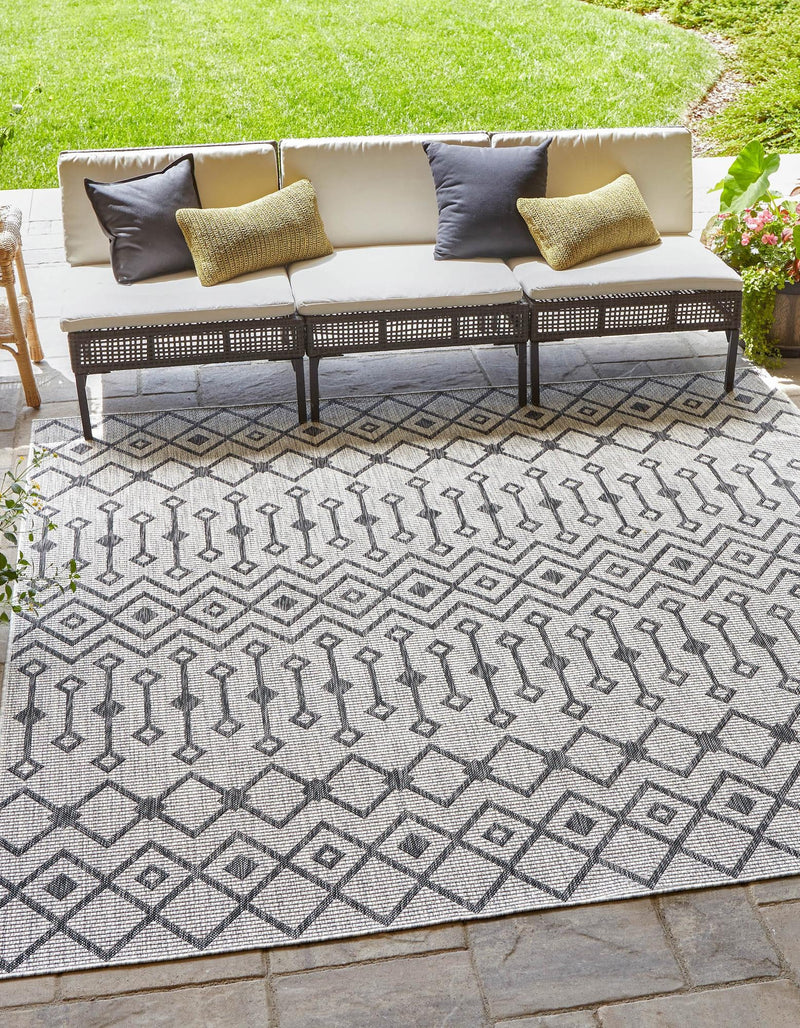 Garden Lattice Oasis Collection Area Rug - Pergola (Gray) Square Gray lifestyle 0