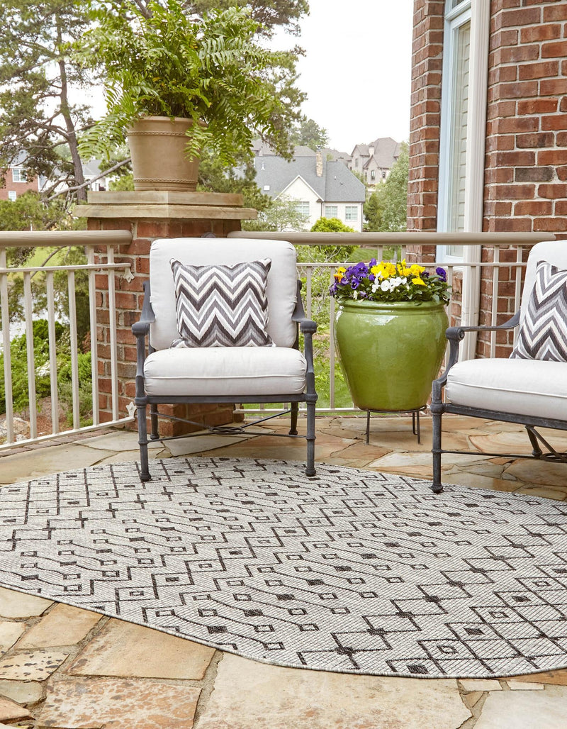 Garden Lattice Oasis Collection Area Rug - Pergola (Gray) Oval Gray lifestyle 2