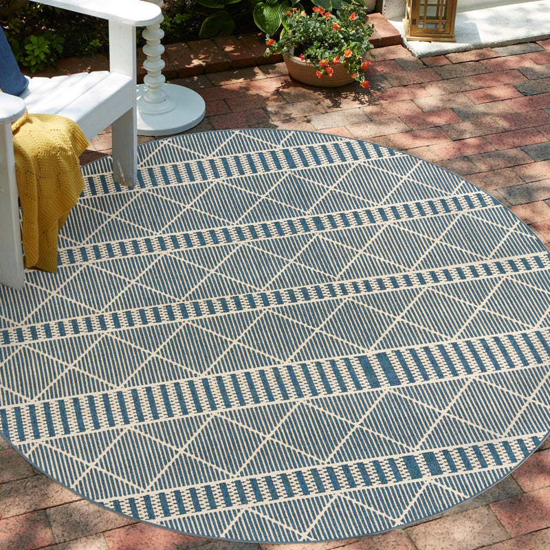Seaside Lattice Collection Area Rug - Glade Round Blue lifestyle 189