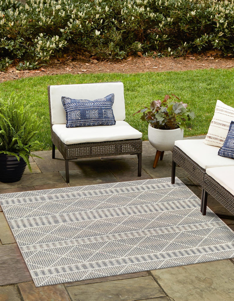 Seaside Lattice Collection Area Rug - Glade Square Gray lifestyle 84