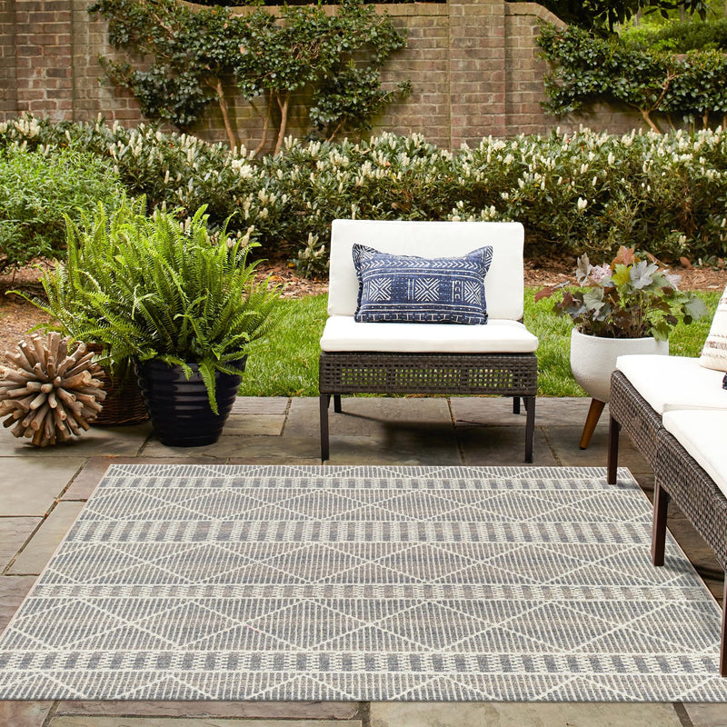 Seaside Lattice Collection Area Rug - Glade Square Gray lifestyle 202